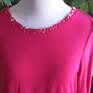 Star printed Ruched neckline